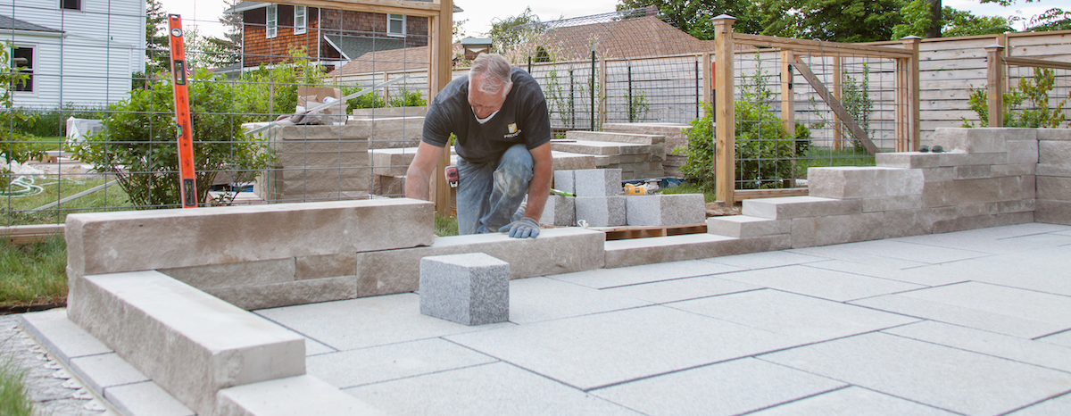 How To Build A Dry-Stack Stone Wall Using Garden Wall System